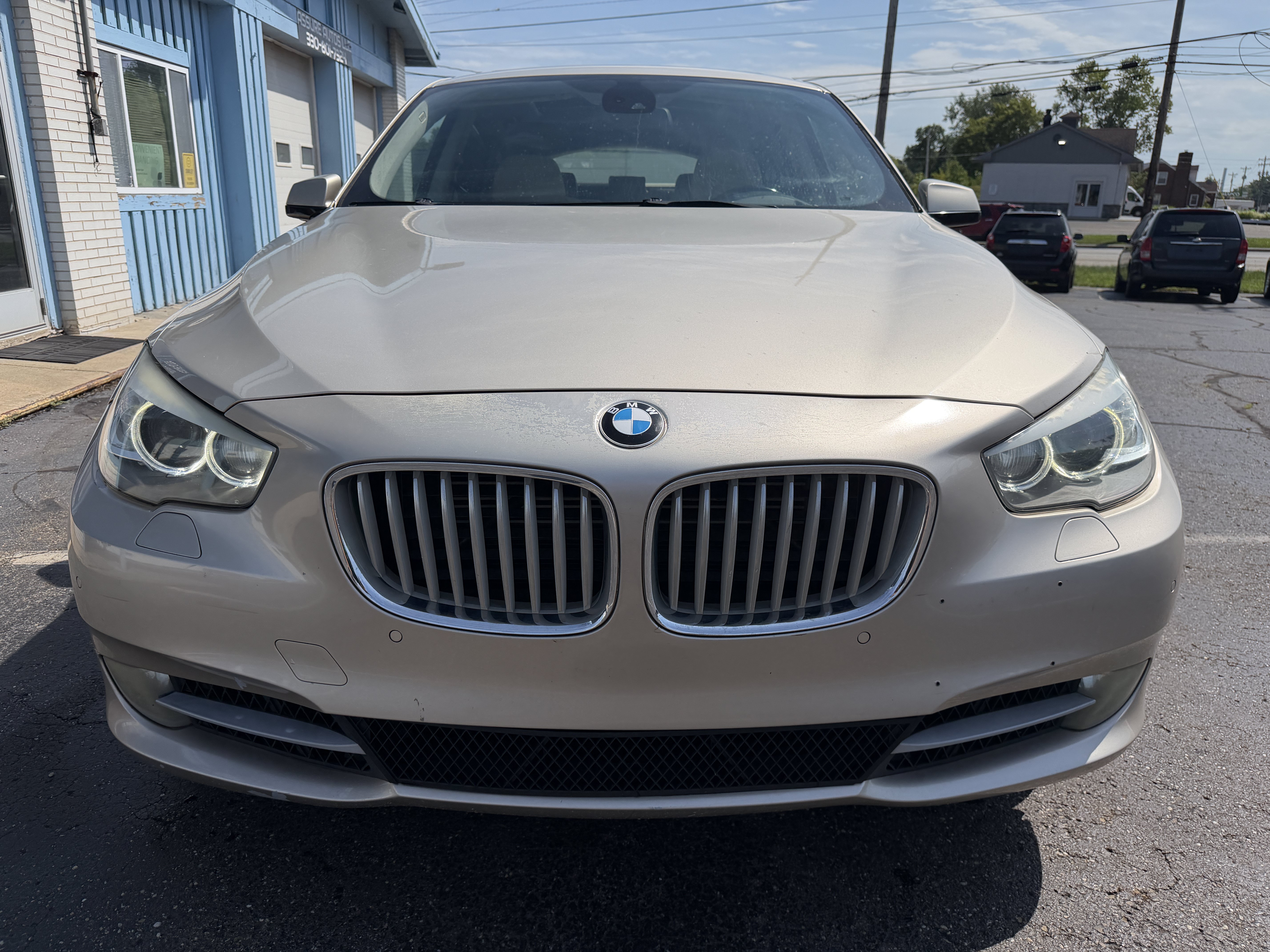 Used 2012 BMW 550i Gran Turismo xDrive w/ Driver Assistance Pkg AWD/4WD image 8