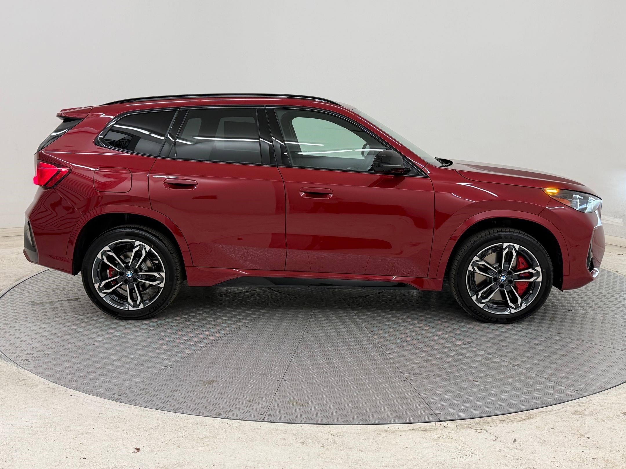 New 2026 BMW X1 xDrive28i w/ Technology Package AWD/4WD image 8