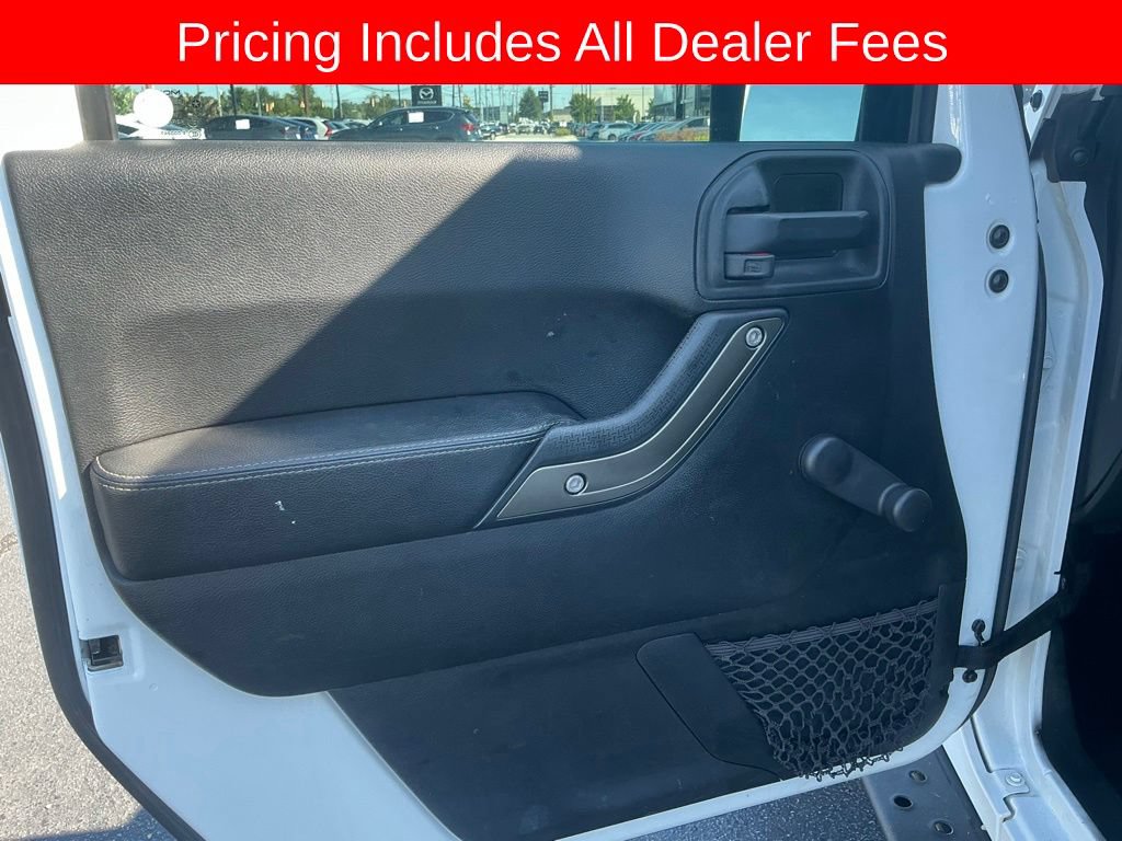 Used 2018 Jeep Wrangler Unlimited Sport AWD/4WD image 9