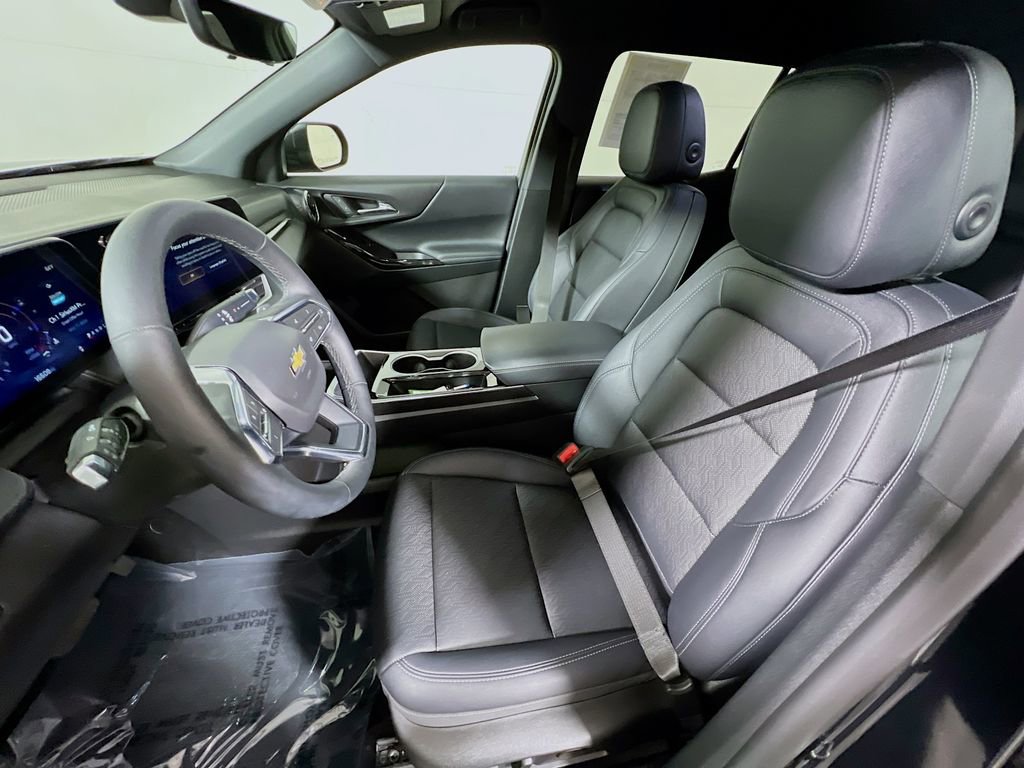 Used 2025 Chevrolet Equinox LT w/ Convenience Package II AWD/4WD image 18