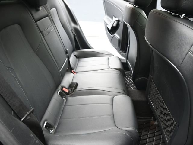 Used 2023 Mercedes-Benz CLA 250 4MATIC image 29