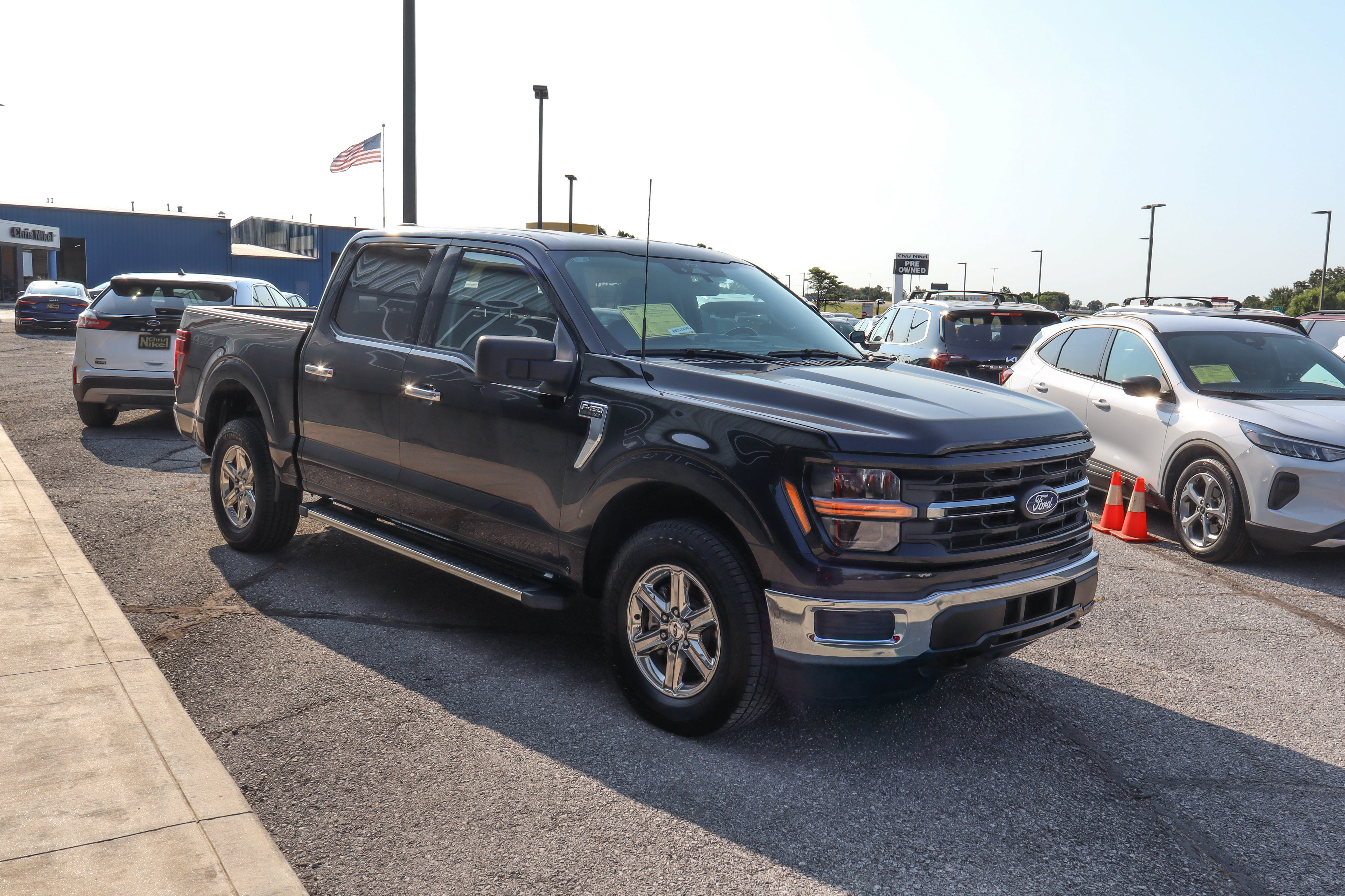 Used 2025 Ford F150 XLT w/ Equipment Group 301A Standard AWD/4WD image 3