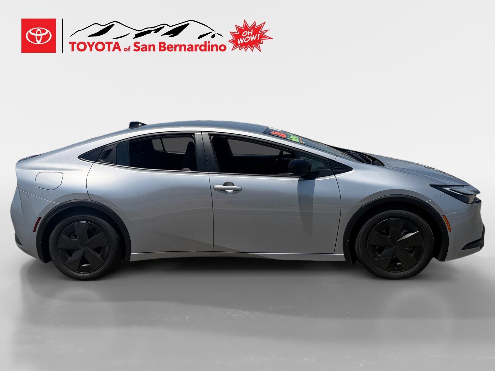 Certified 2026 Toyota Prius Plug-In Hybrid FWD image 6