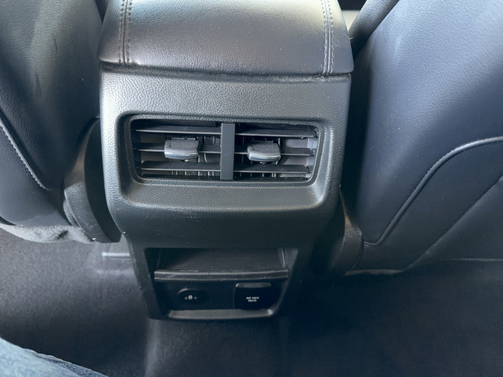 Certified 2024 Ford Edge SEL w/ Convenience Package image 29