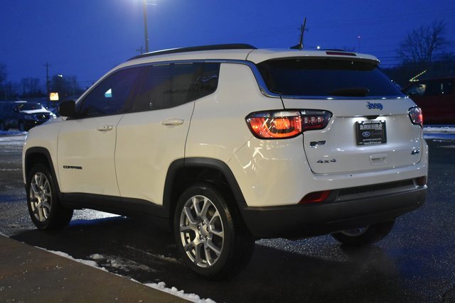 Used 2022 Jeep Compass Latitude w/ Sun and Sound Group image 10