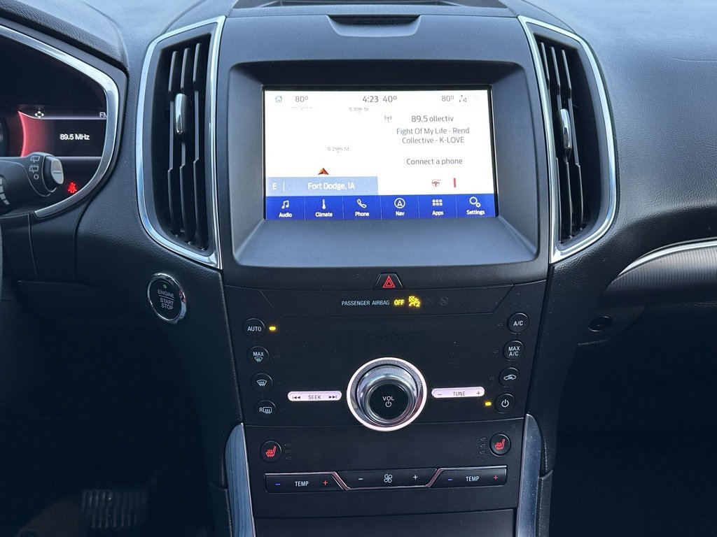 Used 2020 Ford Edge Titanium image 30