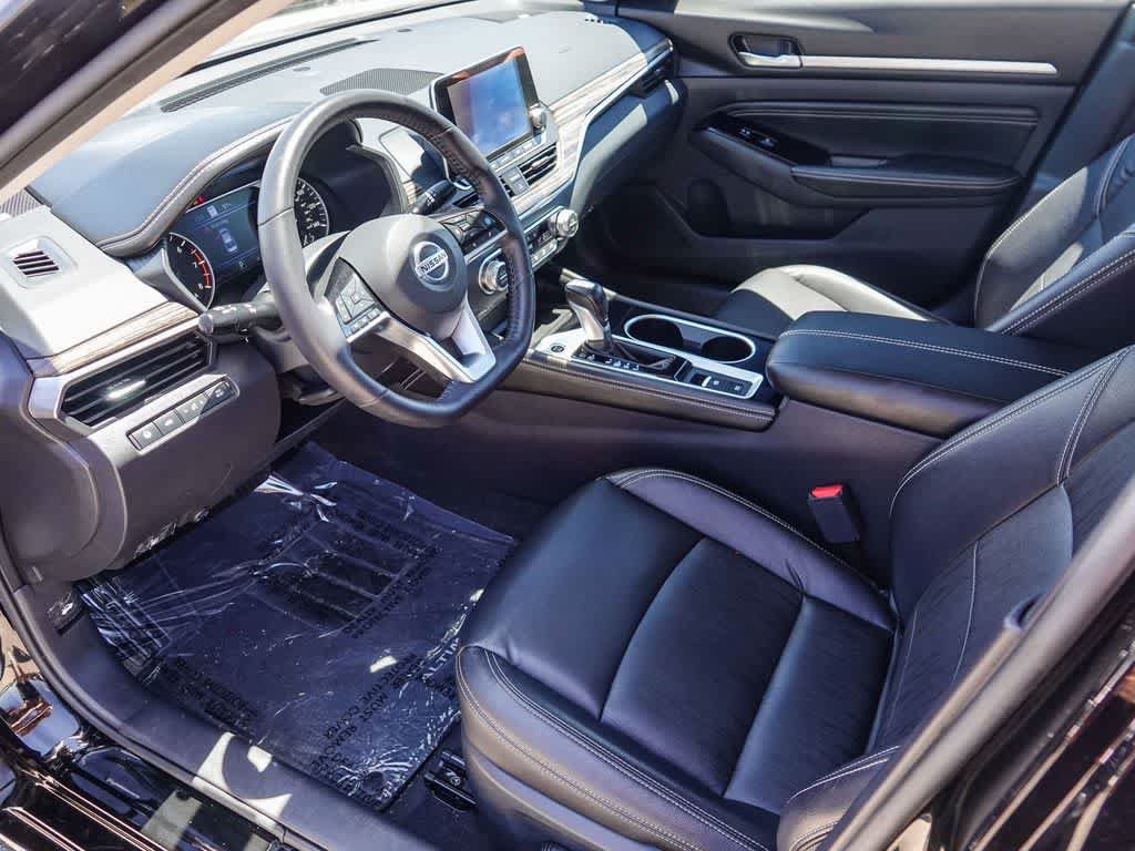 Used 2021 Nissan Altima 2.5 Platinum AWD/4WD image 16
