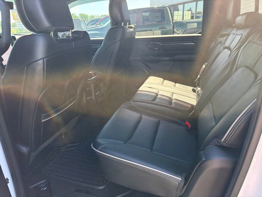 Used 2023 RAM 1500 Limited AWD/4WD image 10
