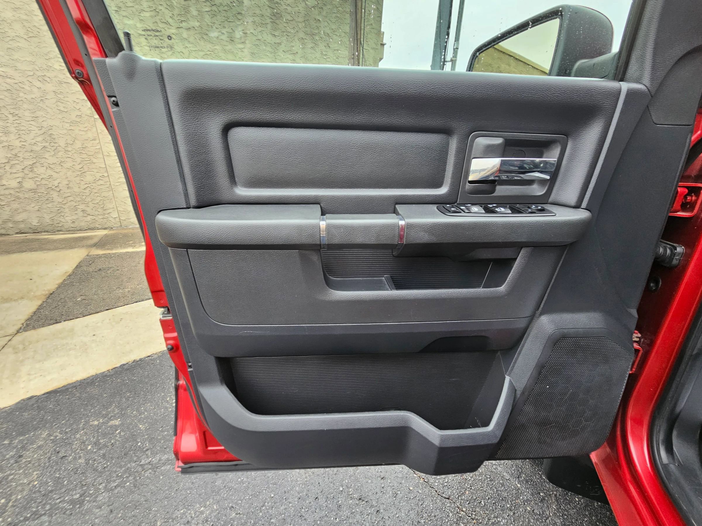 Used 2010 Dodge Ram 1500 Truck Sport image 17