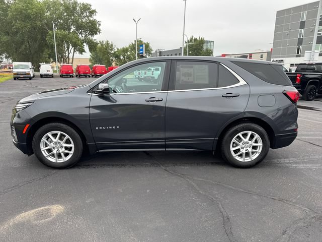 Used 2023 Chevrolet Equinox LT FWD image 2