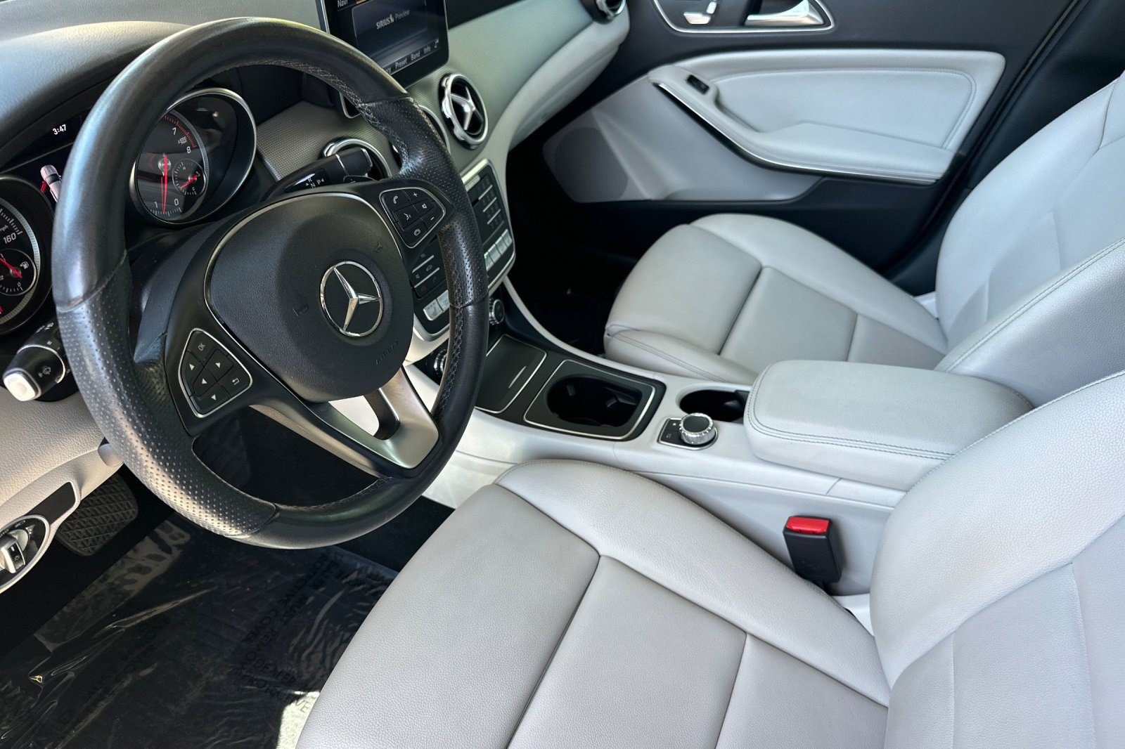 Certified 2020 Mercedes-Benz GLA 250 4MATIC image 4