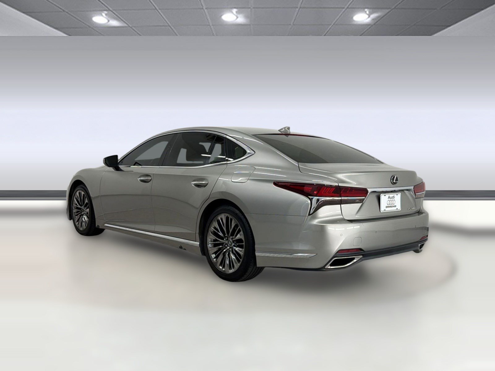 Used 2019 Lexus LS 500 w/ Interior Upgrade Package RWD image 3