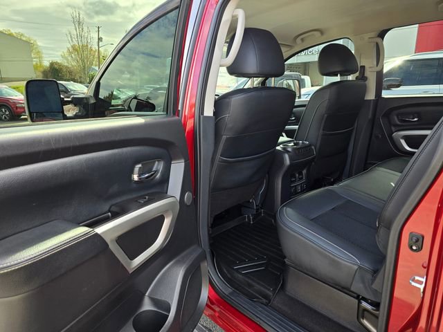 Used 2019 Nissan Titan PRO-4X w/ Pro-4x Utility Package image 19