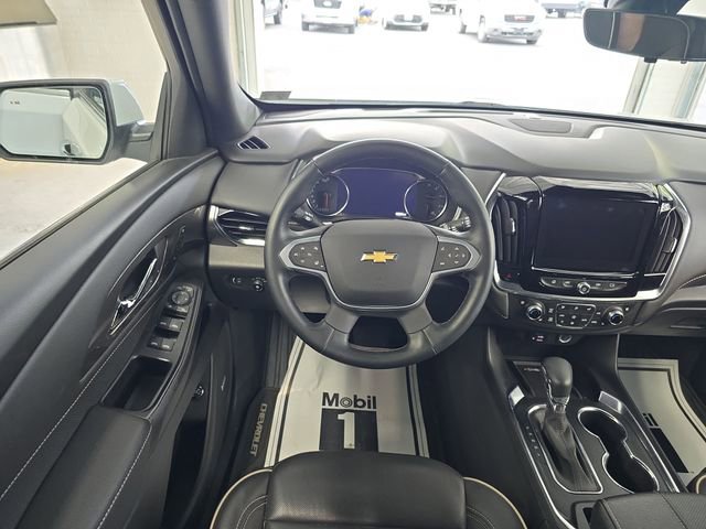 Used 2023 Chevrolet Traverse Premier AWD/4WD image 12