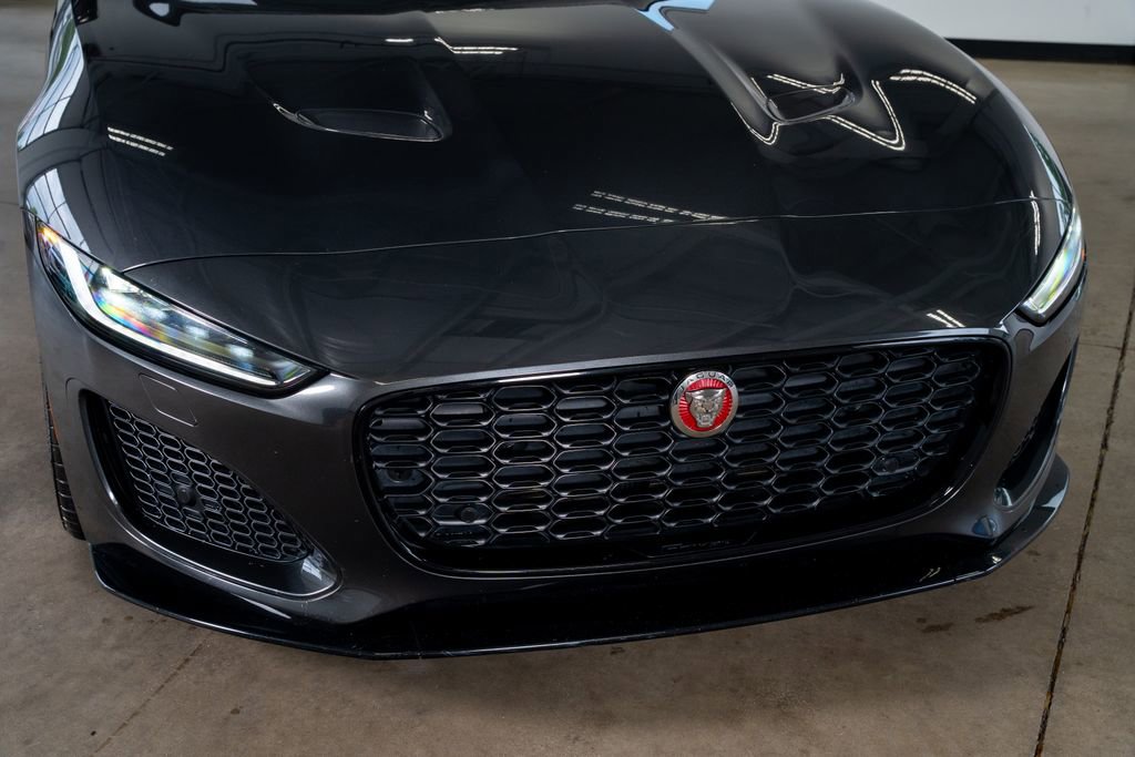 Used 2021 Jaguar F-TYPE Coupe RWD image 5