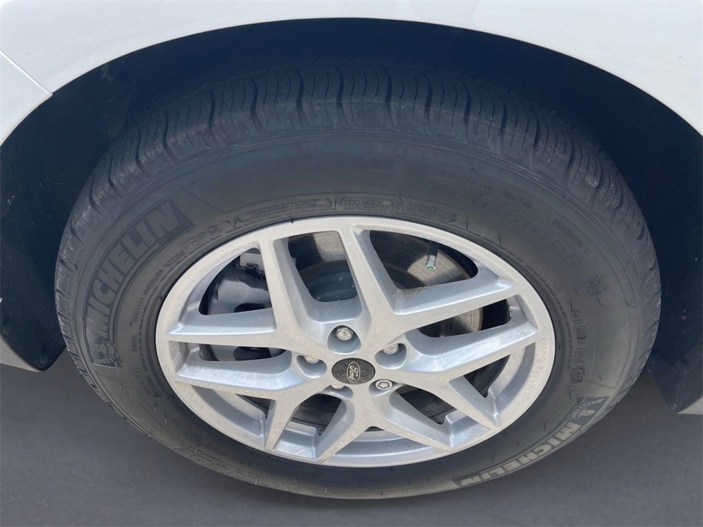 Used 2023 Ford Edge SEL w/ Convenience Package image 9