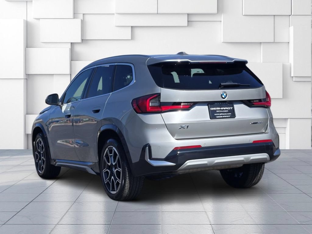 Used 2023 BMW X1 xDrive28i AWD/4WD image 5