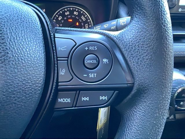 Used 2020 Toyota RAV4 LE image 25