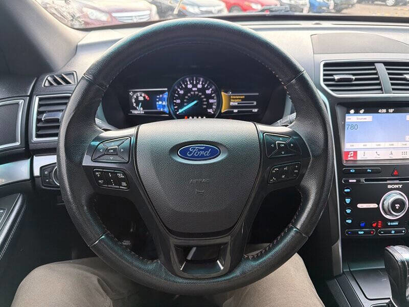 Used 2017 Ford Explorer Sport w/ Equipment Group 401A image 28