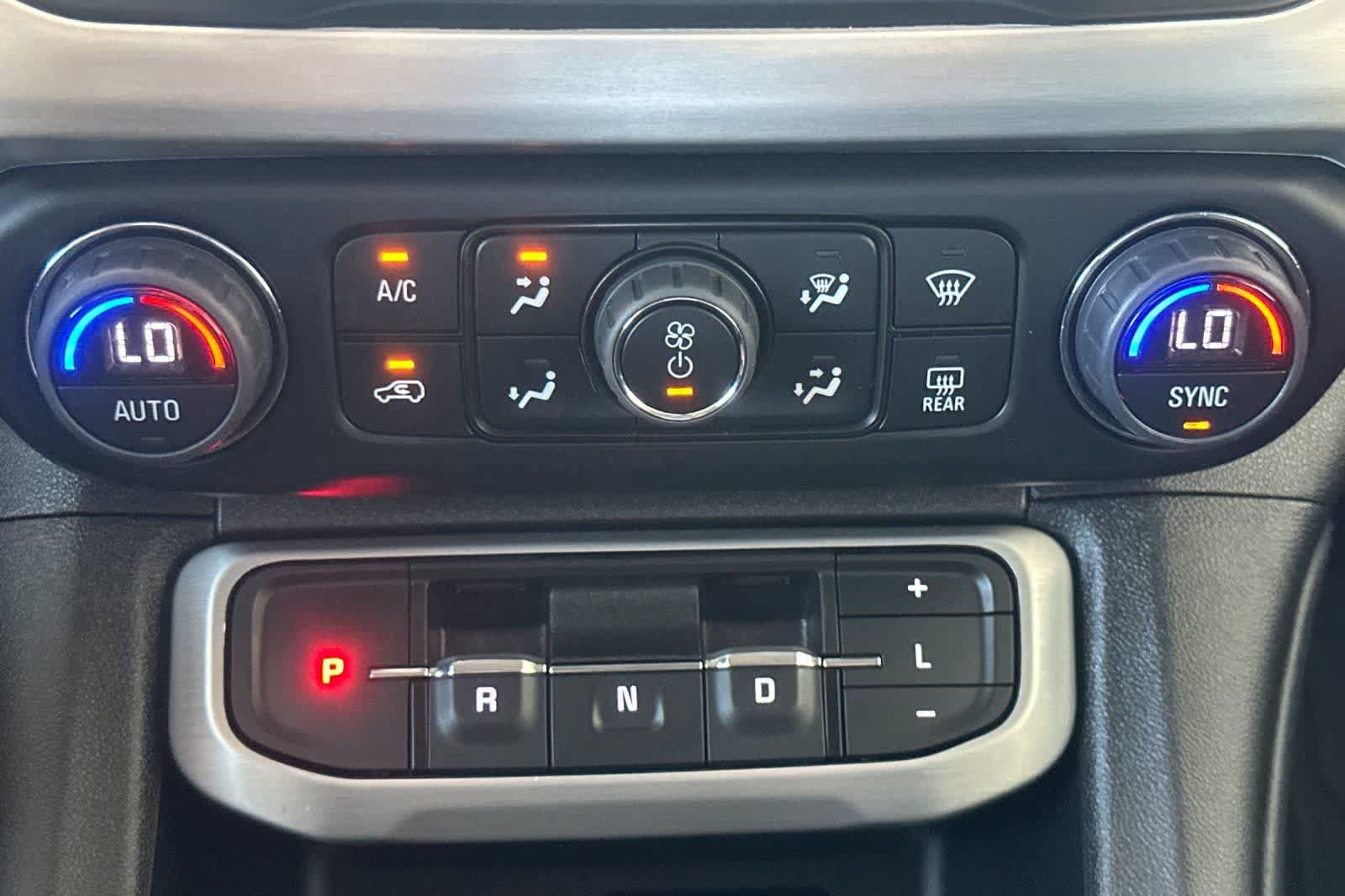Used 2023 GMC Acadia SLE w/ Driver Convenience Package AWD/4WD image 23