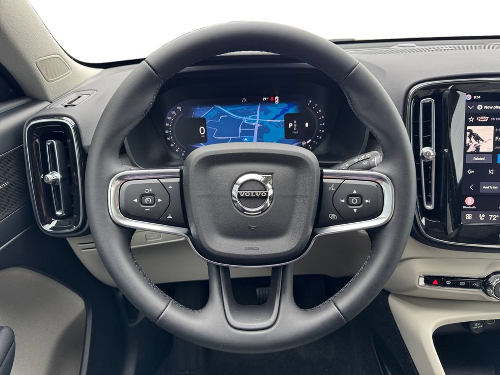New 2026 Volvo XC40 B5 Ultra w/ Protection Package Premier AWD/4WD image 15