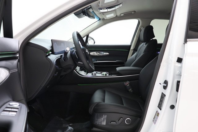New 2026 Genesis GV70 2.5T AWD/4WD image 16