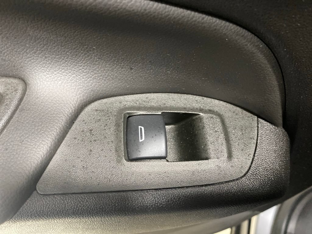 Used 2024 Chevrolet Equinox LT AWD/4WD image 27