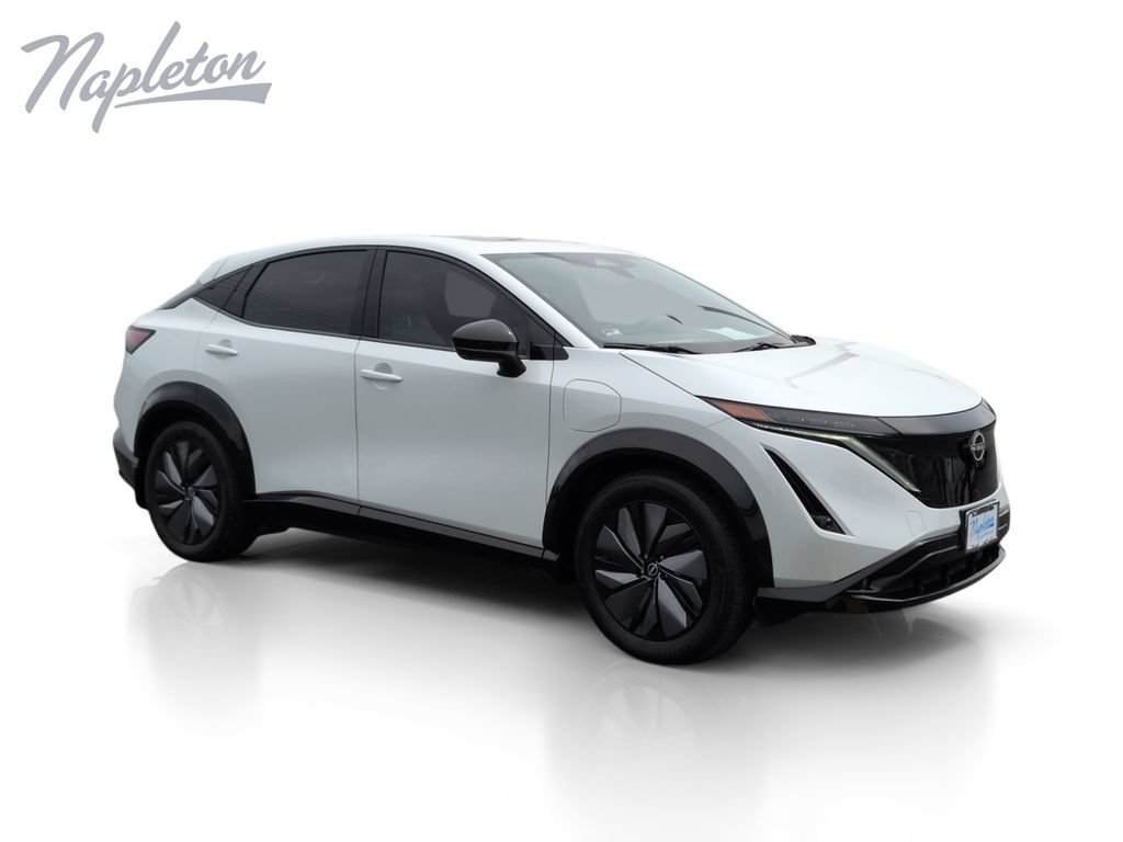 Used 2024 Nissan Ariya AWD image 8