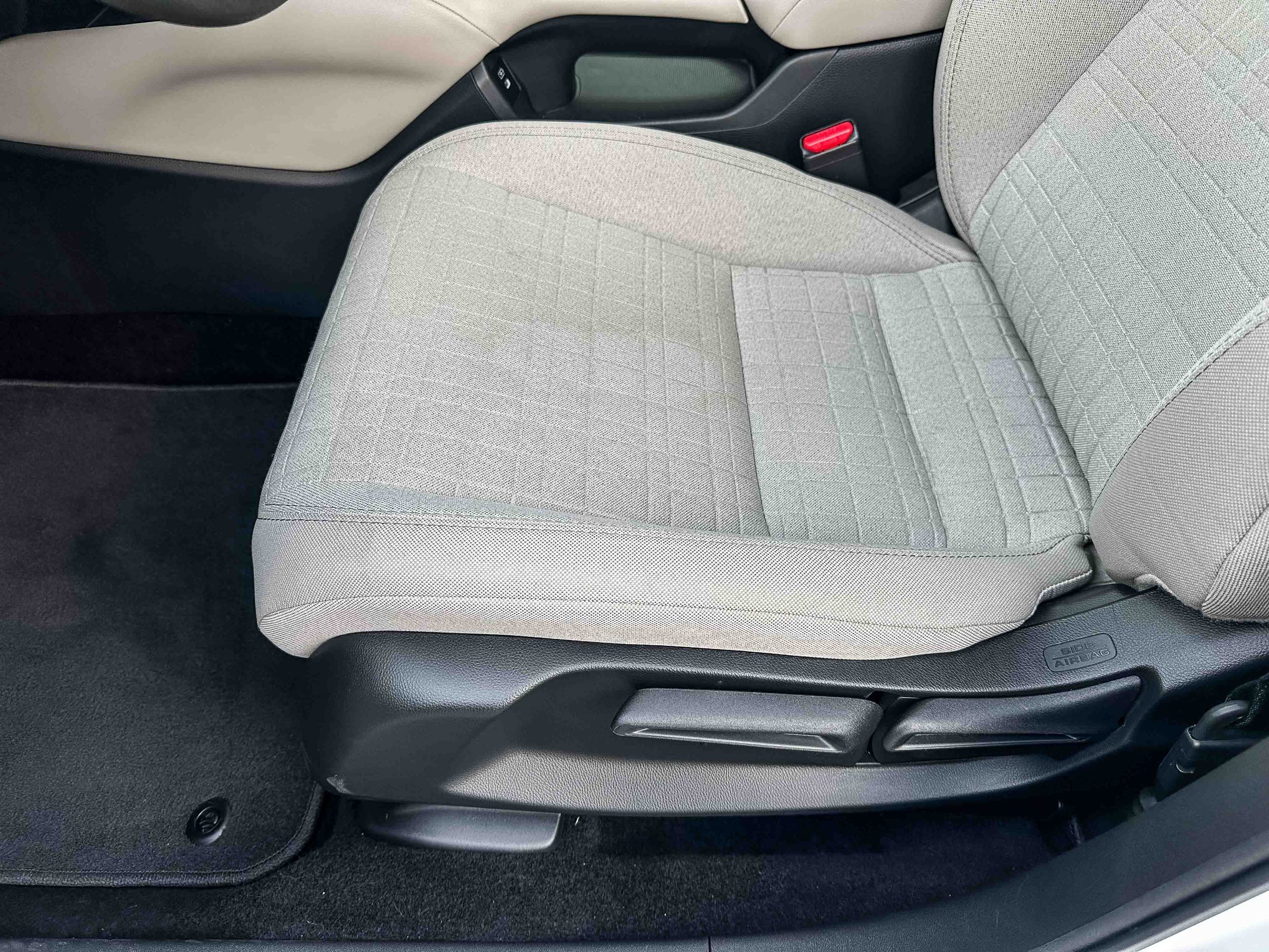 Certified 2025 Honda HR-V LX image 15