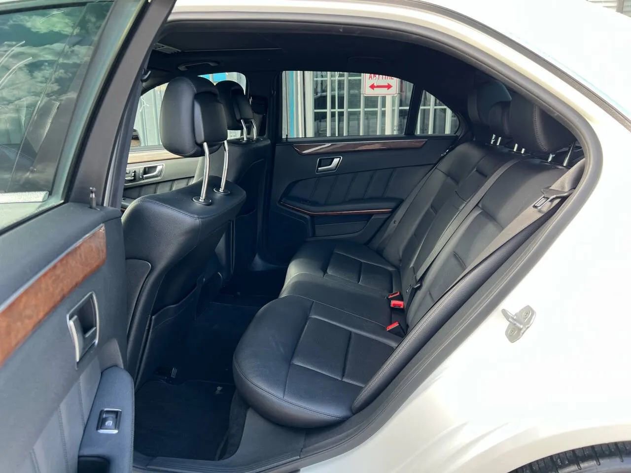 Used 2013 Mercedes-Benz E 350 Sedan image 11