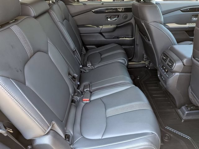 Used 2025 Honda Pilot Touring image 31