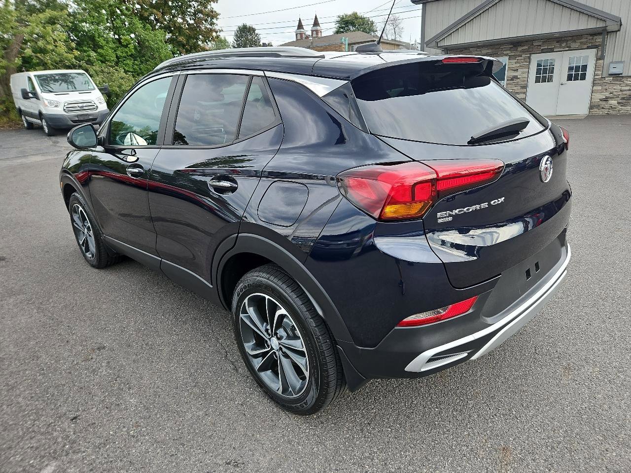 Used 2021 Buick Encore GX Select AWD/4WD image 5