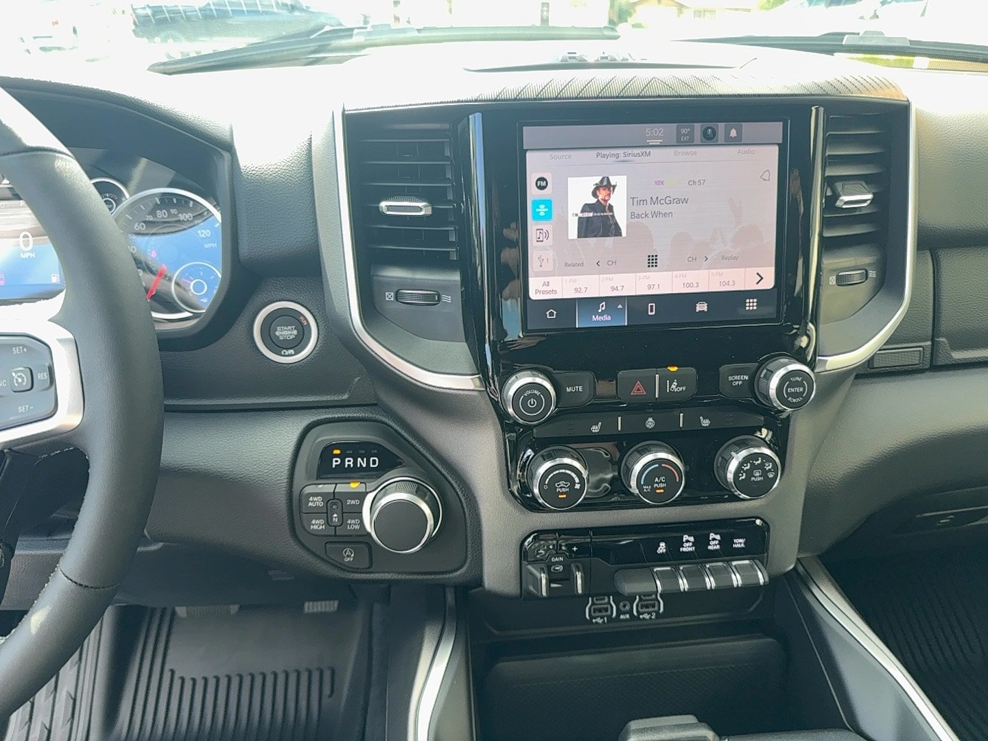New 2025 RAM 1500 Big Horn AWD/4WD image 23