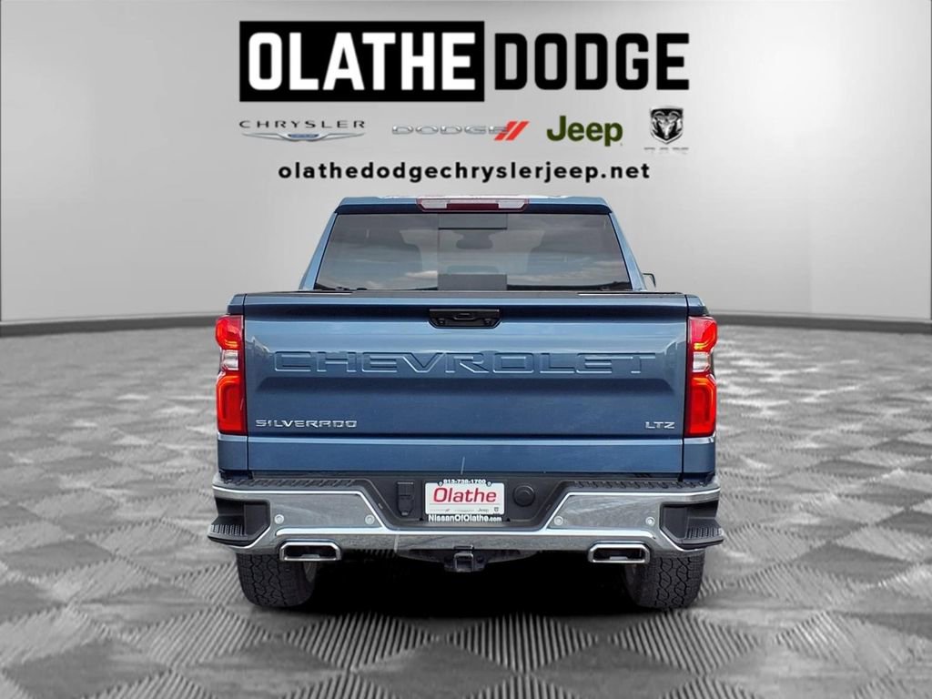 Used 2024 Chevrolet Silverado 1500 LTZ w/ LTZ Premium Package AWD/4WD image 27