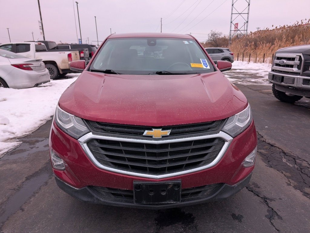 Used 2020 Chevrolet Equinox LT image 2