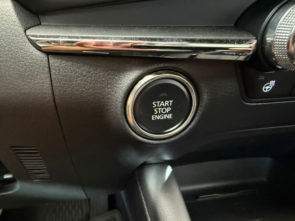 New 2025 MAZDA MAZDA3 2.5 Turbo Sedan w/Premium Plus image 19