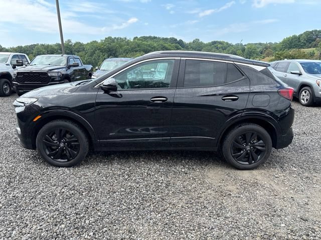 Used 2025 Buick Encore GX Sport Touring AWD/4WD image 2