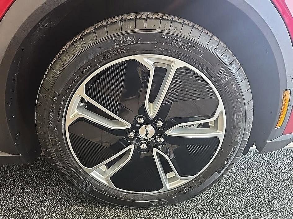 Used 2021 Ford Mustang Mach-E Select w/ Comfort/Appearance Package image 40