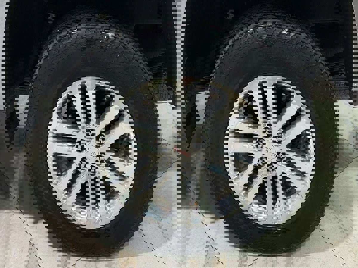 Used 2018 GMC Canyon SLT w/ Driver Alert Package image 31