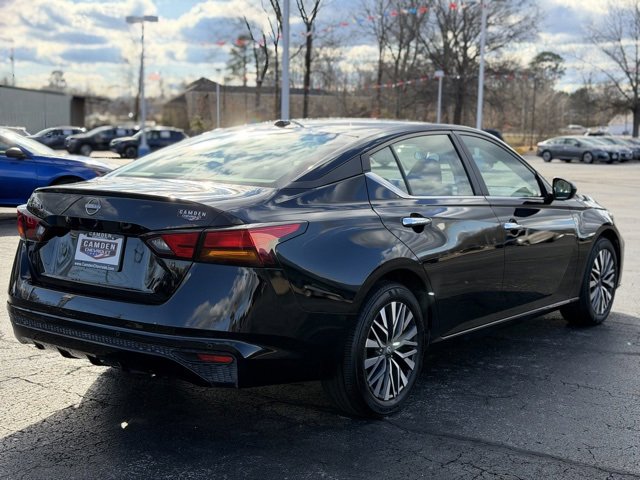 Used 2025 Nissan Altima 2.5 SV image 12