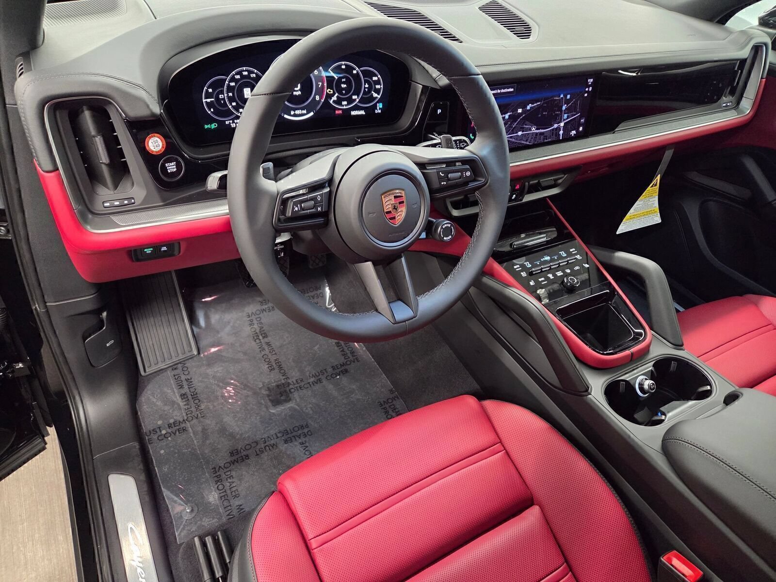 Certified 2026 Porsche Cayenne AWD/4WD image 4