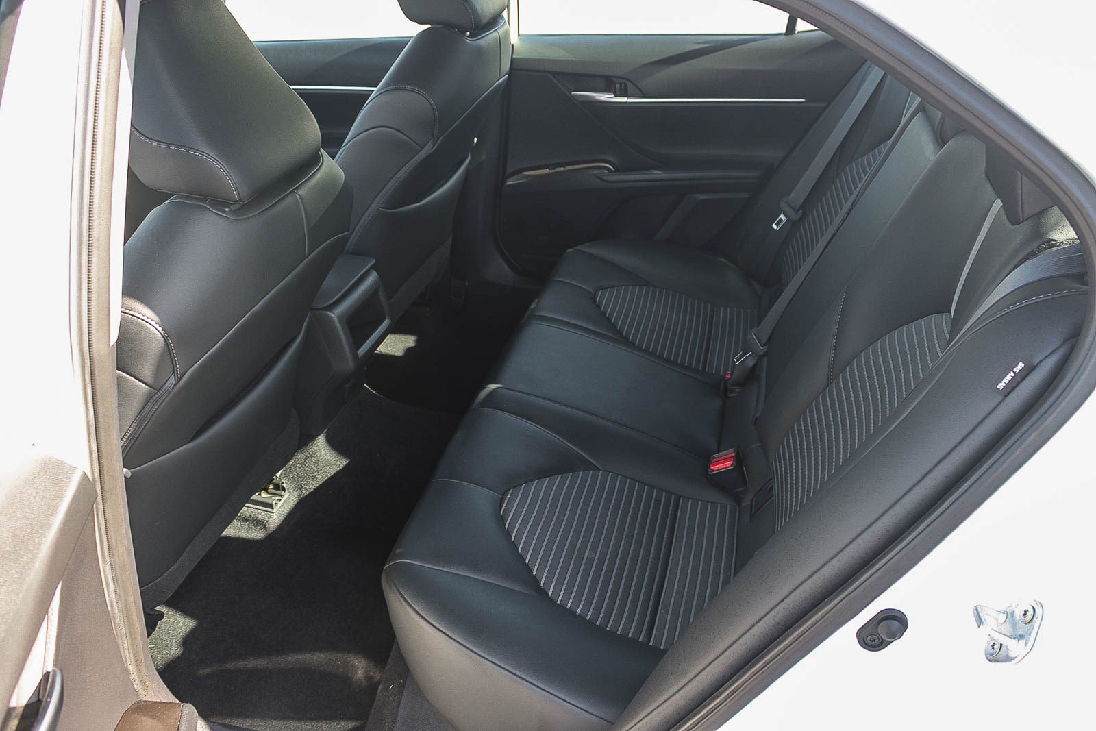 Certified 2024 Toyota Camry SE FWD image 19