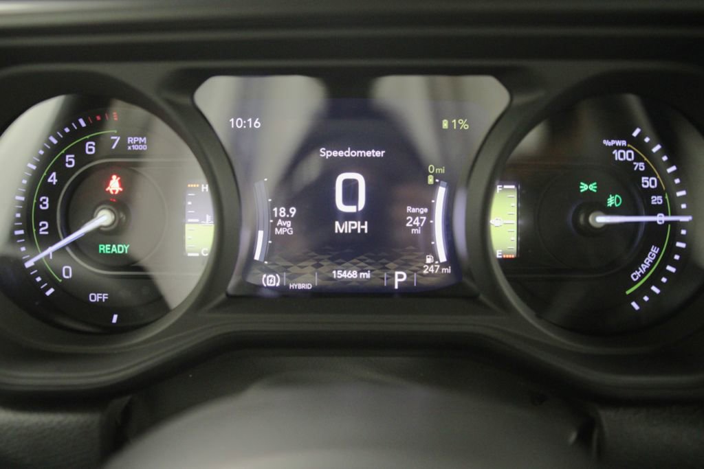 Used 2024 Jeep Wrangler Unlimited Sahara w/ Technology Group image 19