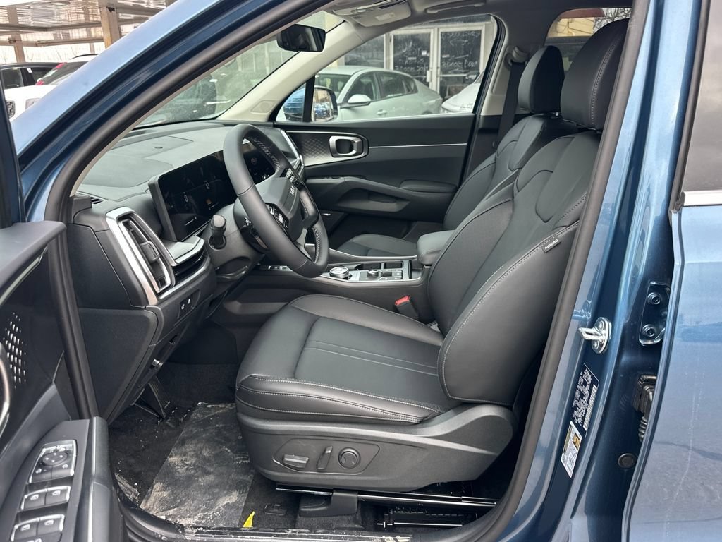 New 2026 Kia Sorento EX w/ EX Premium Package AWD/4WD image 9