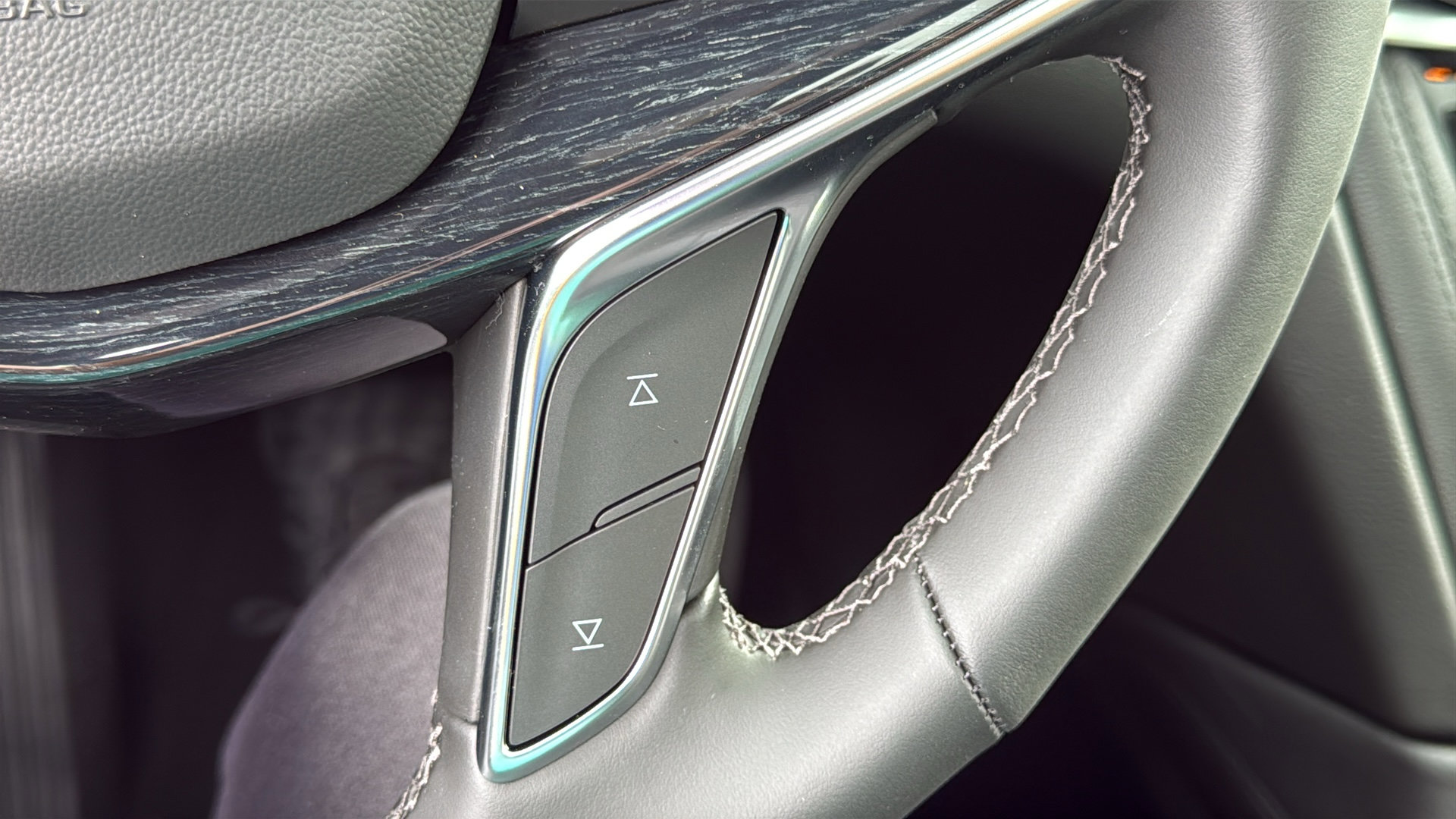 New 2026 Cadillac XT5 Premium Luxury w/ Driver Assist Package image 18