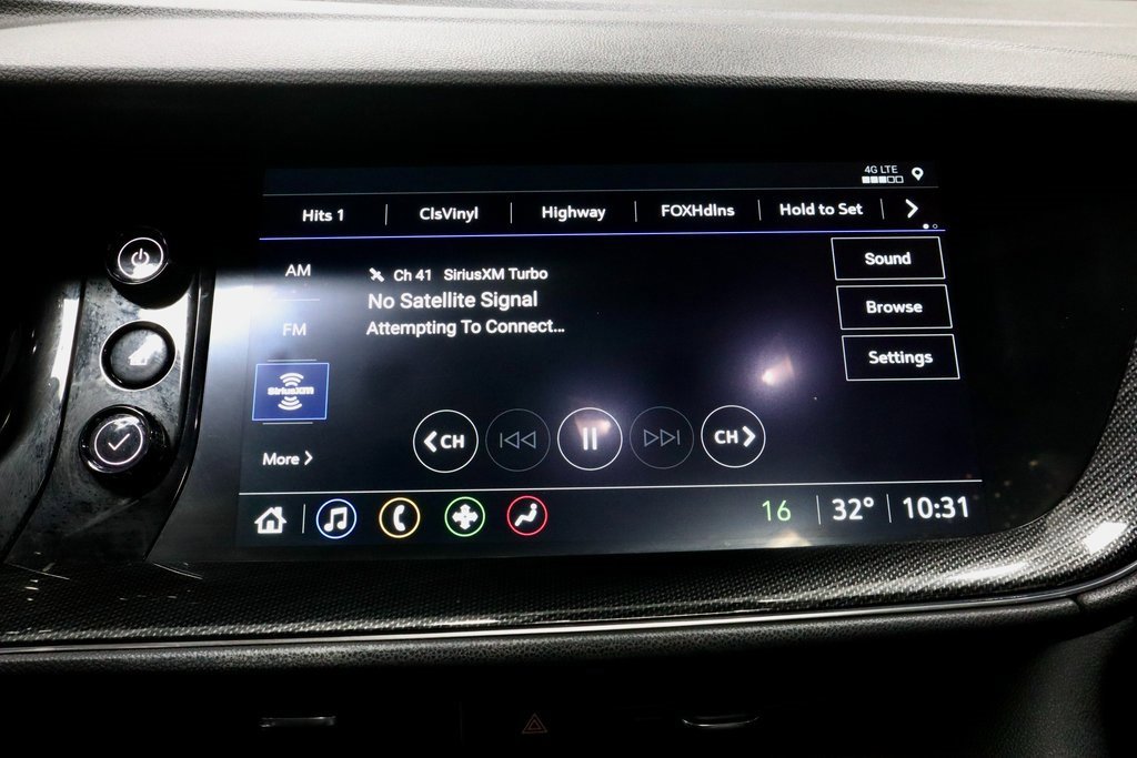 Used 2023 Buick Envision Essence w/ Sport Touring Package image 3