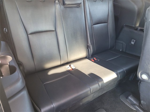 Used 2023 Toyota Highlander XLE image 14
