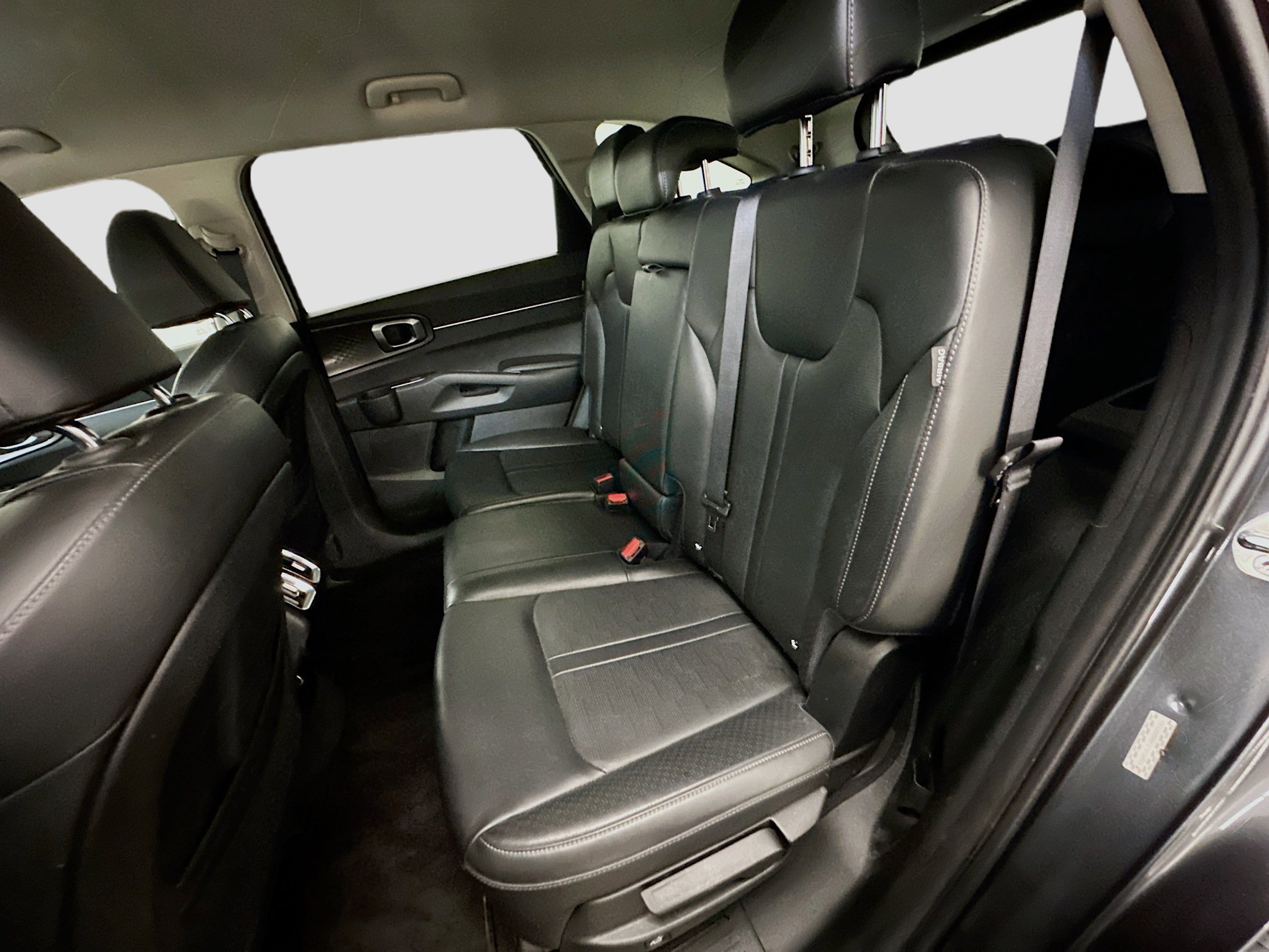 Used 2024 Kia Sorento S image 29