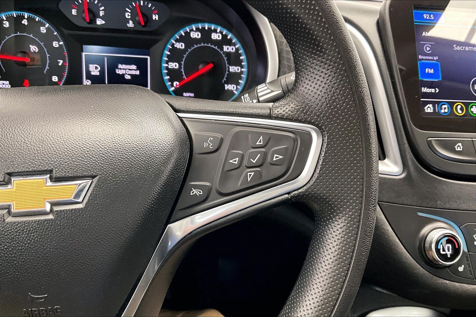 Used 2025 Chevrolet Malibu LT FWD image 21
