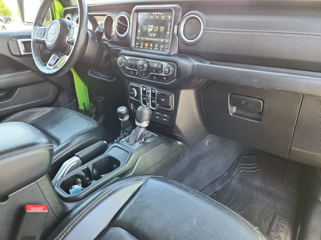 Used 2018 Jeep Wrangler Unlimited Sahara AWD/4WD image 21